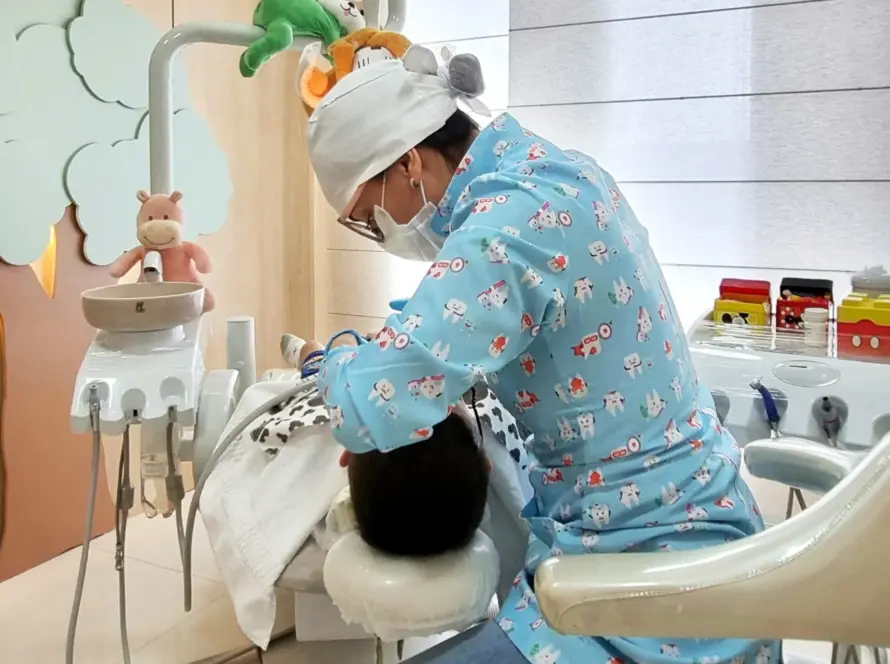 Quando Levar Seu Filho ao Dentista pela Primeira Vez?